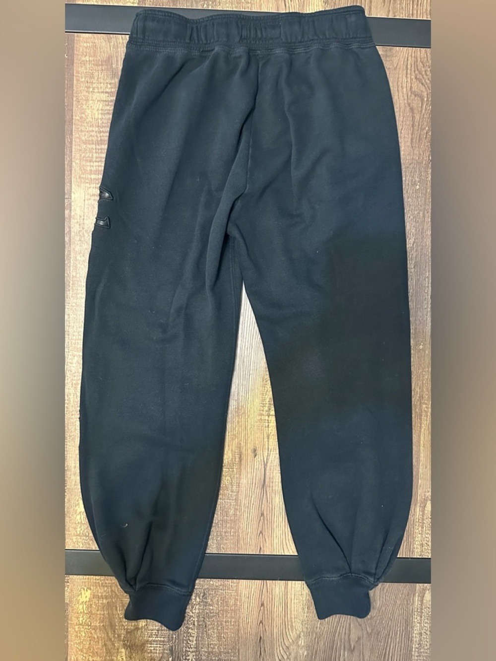 #155- Woman’s Abercrombie & Fitch Black Logo-Embossed Joggers Set - Picture 8 of 10